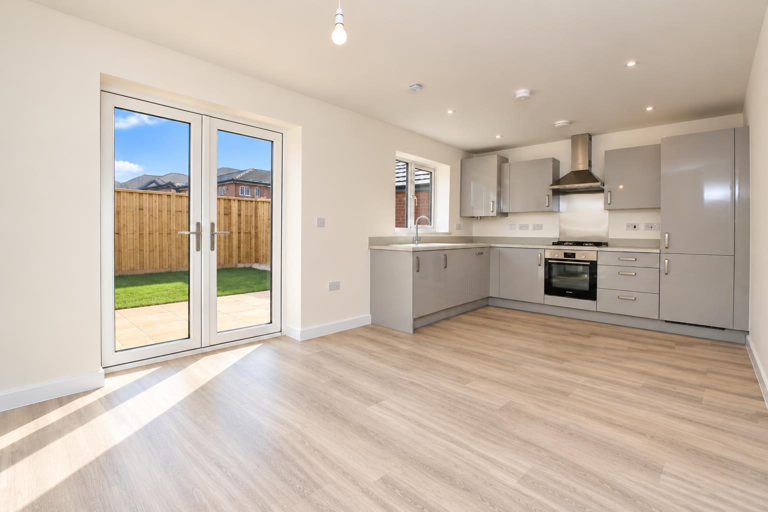 3 bed property in Lacaune Close, Milton Keynes